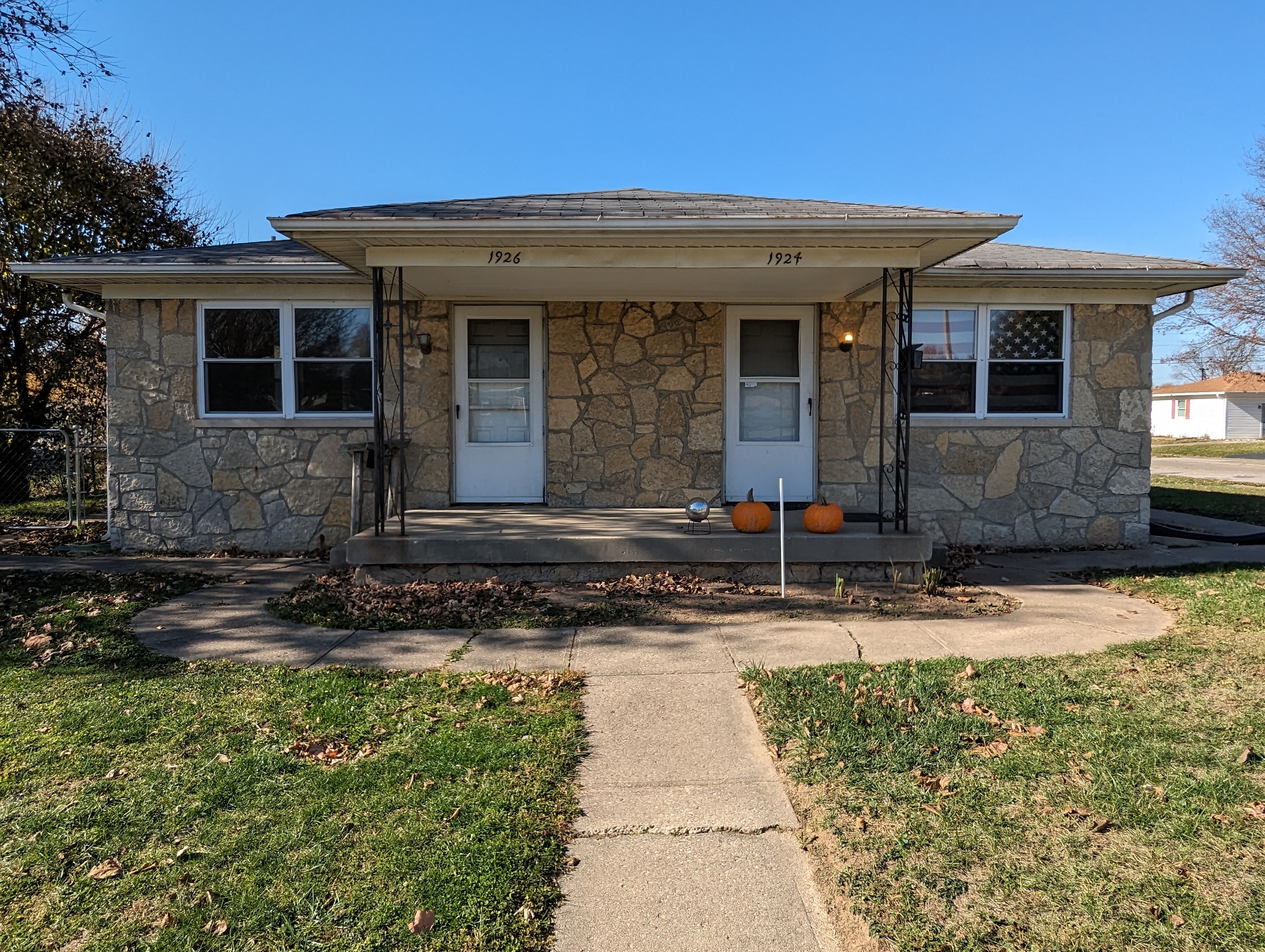 1924 Homeridge Drive Indianapolis IN 46203