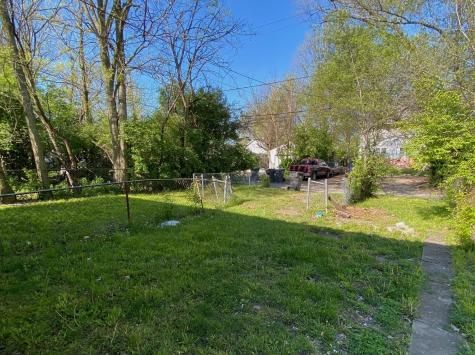 940 N Bradley Avenue Indianapolis IN 46201