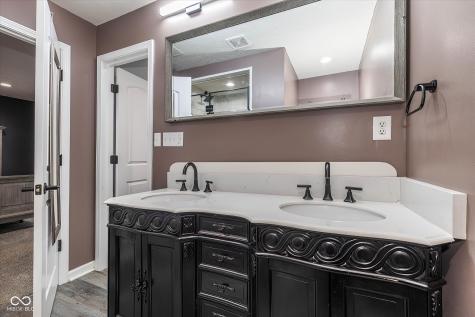 3041 S Kercheval Drive Indianapolis IN 46239