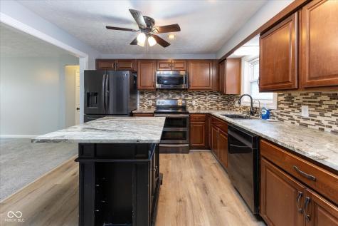 3041 S Kercheval Drive Indianapolis IN 46239