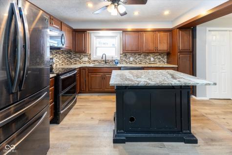 3041 S Kercheval Drive Indianapolis IN 46239