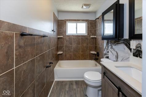 3041 S Kercheval Drive Indianapolis IN 46239