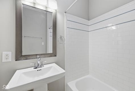 4248 Graceland Avenue Indianapolis IN 46208