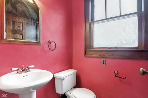 30 & 32 N Dequincy Street Indianapolis IN 46201