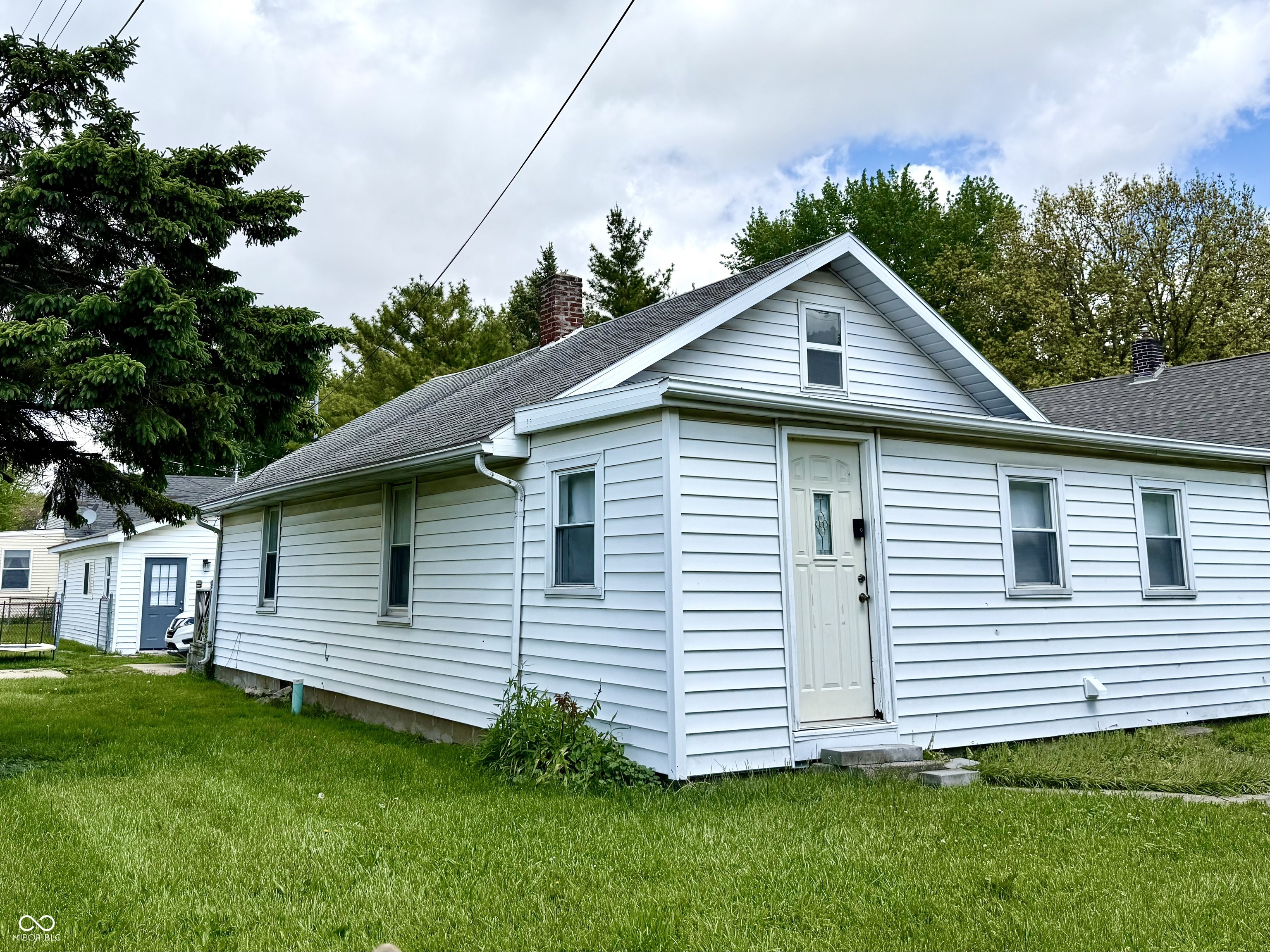 408 W Centennial Avenue Muncie IN 47303