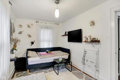 428 E 49th Street Indianapolis IN 46205