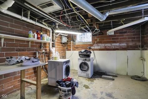 428 E 49th Street Indianapolis IN 46205