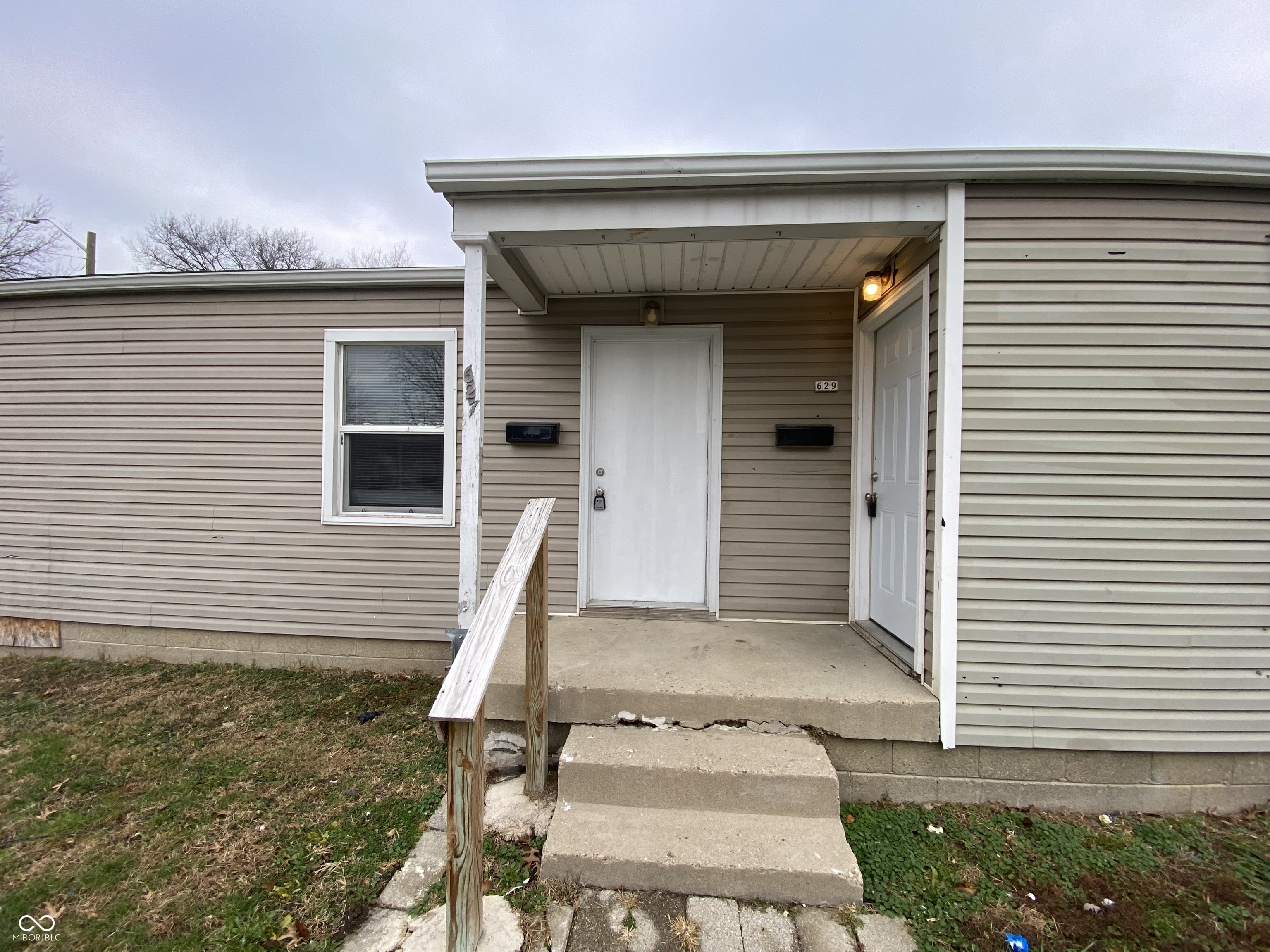 627-629 Dayton Avenue Indianapolis IN 46203