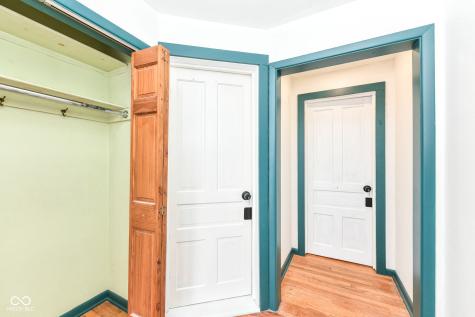 5917 Carrollton Avenue Indianapolis IN 46220