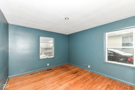5917 Carrollton Avenue Indianapolis IN 46220