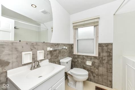 5917 Carrollton Avenue Indianapolis IN 46220