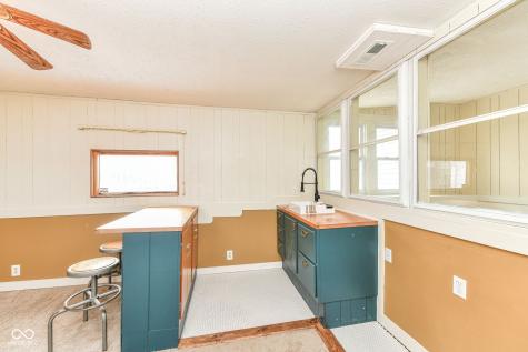 5917 Carrollton Avenue Indianapolis IN 46220