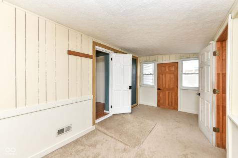 5917 Carrollton Avenue Indianapolis IN 46220