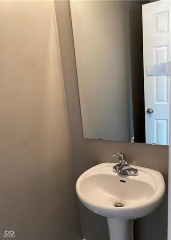 1220 Topp Creek Drive Indianapolis IN 46214