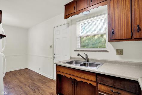 2281 N Lesley Avenue Indianapolis IN 46218
