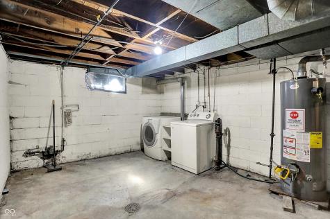 2281 N Lesley Avenue Indianapolis IN 46218