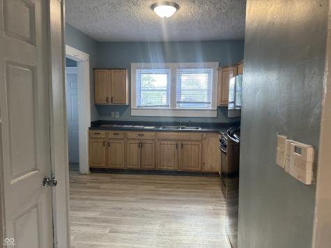 2950 Ruckle Street Indianapolis IN 46205