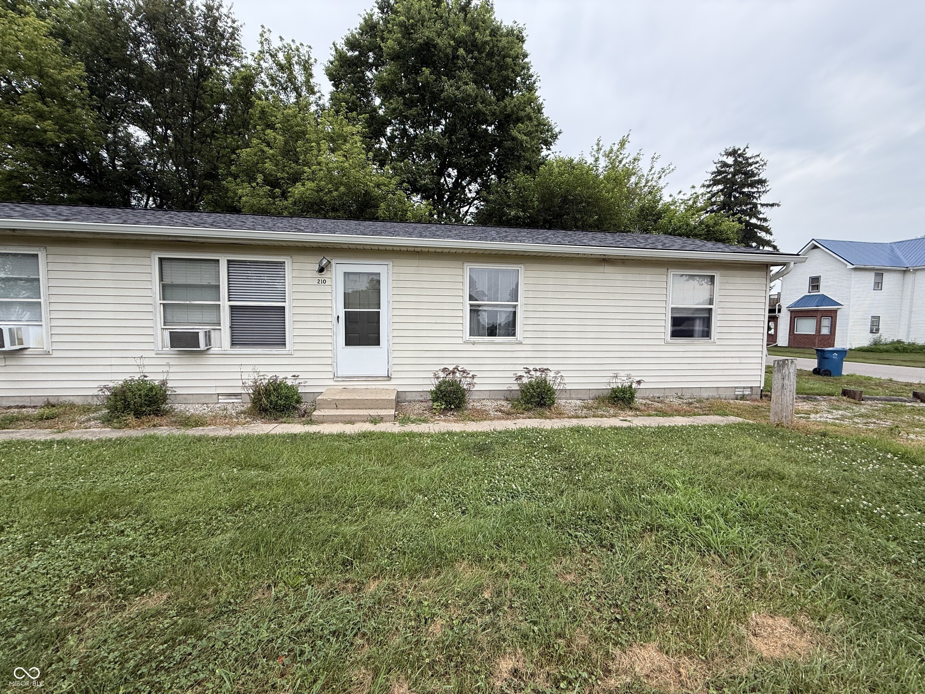 210 S Walnut Street Atlanta IN 46031