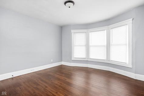 273 E Parkview Avenue Indianapolis IN 46201