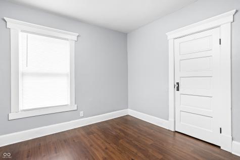273 E Parkview Avenue Indianapolis IN 46201