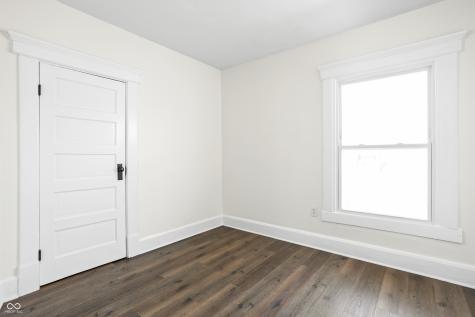 273 E Parkview Avenue Indianapolis IN 46201