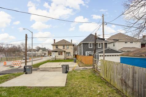 273 E Parkview Avenue Indianapolis IN 46201