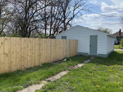 1502 N Gladstone Avenue Indianapolis IN 46201