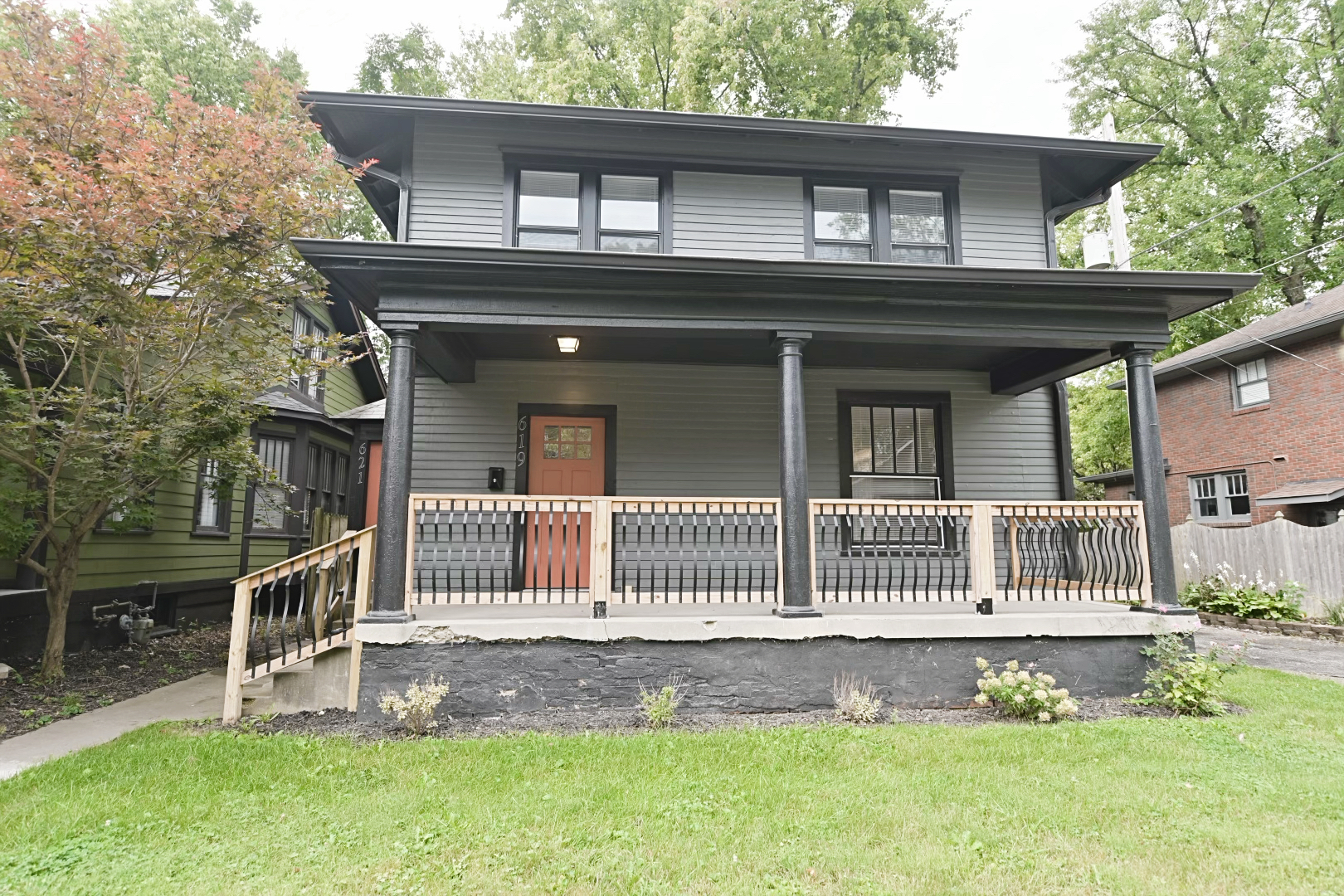 619-621 E 49th Street Indianapolis IN 46205