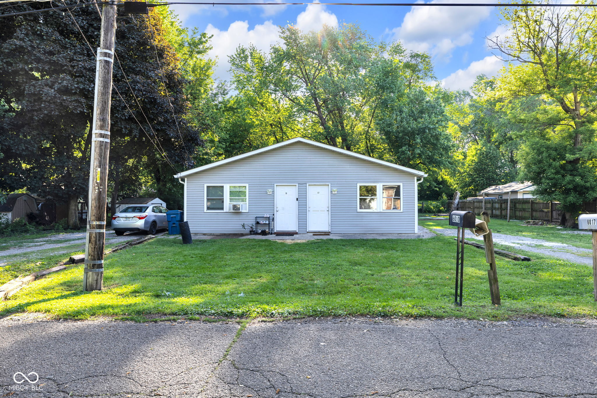 6017 Bluff Crest Court Indianapolis IN 46217