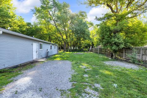 6017 Bluff Crest Court Indianapolis IN 46217