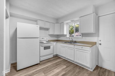 6017 Bluff Crest Court Indianapolis IN 46217