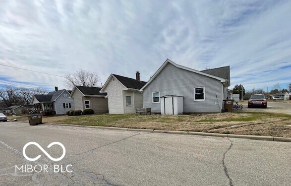 1220 Iowa Street Columbus IN 47201