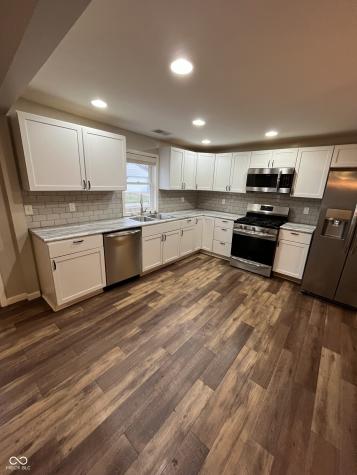 1220 Iowa Street Columbus IN 47201