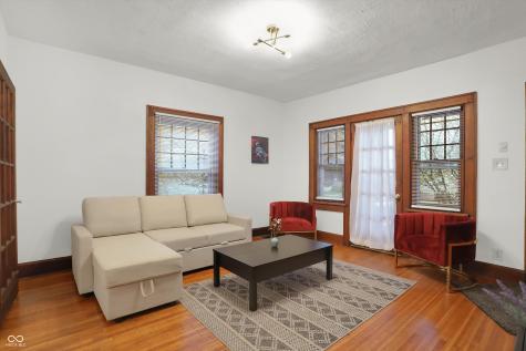 537 E 11th Street Indianapolis IN 46202