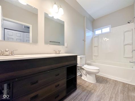 2345 N Kenwood Avenue Indianapolis IN 46208
