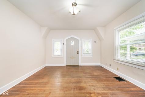 5025 N College Avenue Indianapolis IN 46205