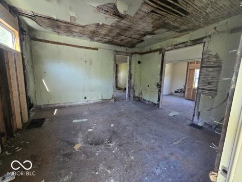 558 N Tremont Street Indianapolis IN 46222