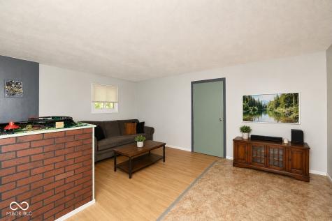 5623 E 18th Street Indianapolis IN 46218