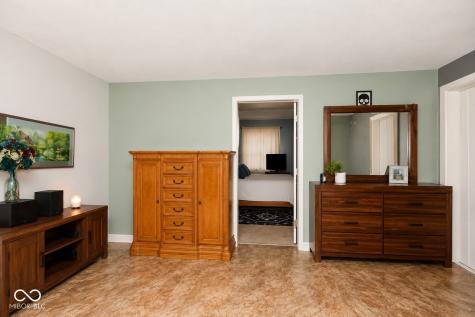 5623 E 18th Street Indianapolis IN 46218
