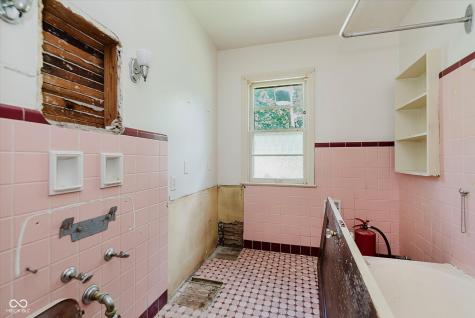 6201 Central Avenue Indianapolis IN 46220