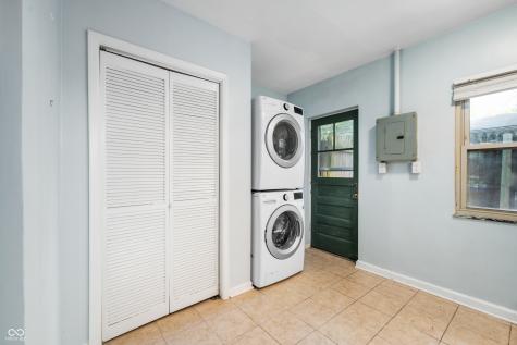 1644 E 58th Street Indianapolis IN 46220