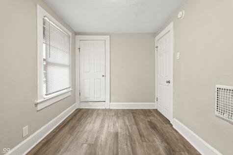 4926 E New York Street Indianapolis IN 46201