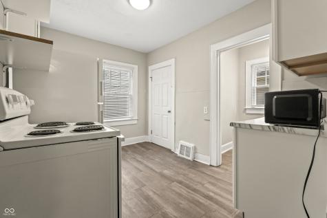 4926 E New York Street Indianapolis IN 46201