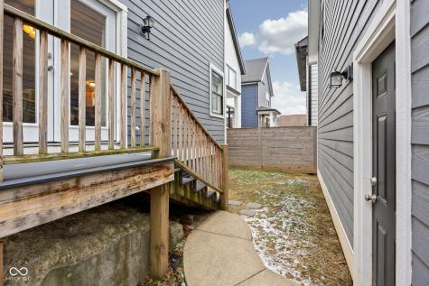 2020 Ruckle Street Indianapolis IN 46202