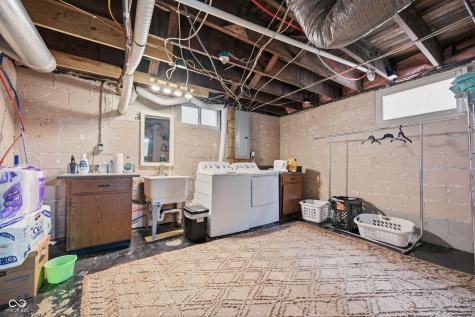 3946 N College Avenue Indianapolis IN 46205