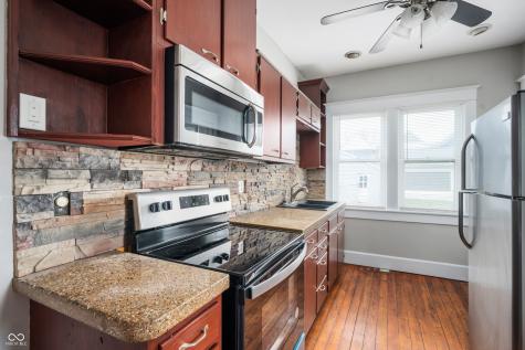 346 N Summit Street Indianapolis IN 46201