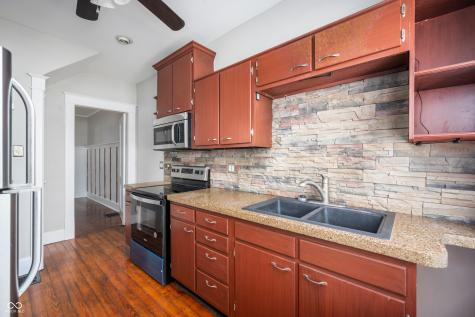 346 N Summit Street Indianapolis IN 46201