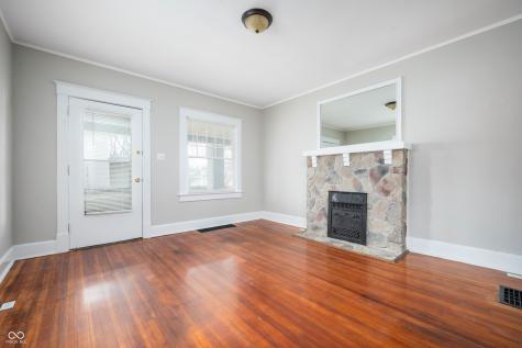 346 N Summit Street Indianapolis IN 46201