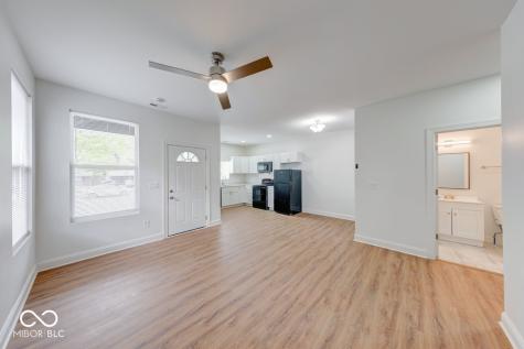 3915 N Hawthorne Lane Indianapolis IN 46226