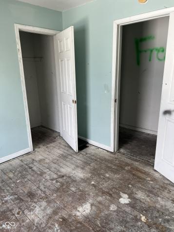 412 N Oakland Avenue Indianapolis IN 46201